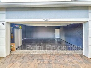 5989 SE Sky Blue Cir in Stuart, FL - Building Photo - Building Photo