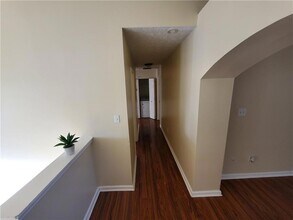 5450 Twin Lakes Dr in College Park, GA - Building Photo - Building Photo