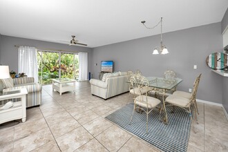 4616 Mirabella Ct in St Pete Beach, FL - Building Photo - Building Photo