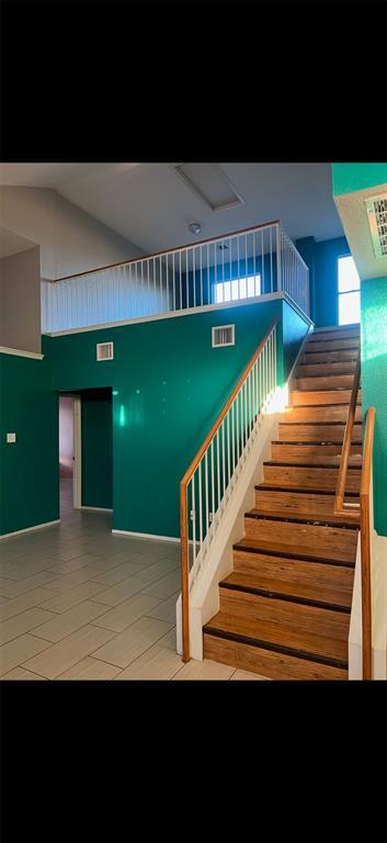 property at 12937 White House