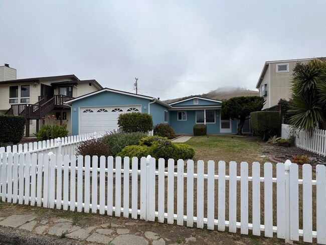 property at 2940 Birch Ave