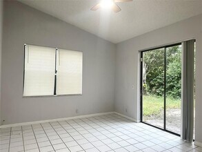 10461 NW 12th Ct in Plantation, FL - Building Photo - Building Photo