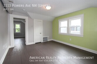 1113 Powers Ave NW in Grand Rapids, MI - Building Photo - Building Photo