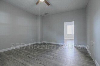 1700 S Harvard Ave in Independence, MO - Building Photo - Building Photo