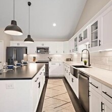 4302 Pickering Drive in Hickory, NC - Building Photo - Building Photo