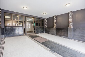 400 Main St in East Rochester, NY - Building Photo - Building Photo