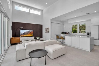 2231 Wood St in Sarasota, FL - Building Photo - Building Photo
