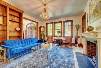 1105 Larchmont Crescent in Norfolk, VA - Building Photo - Building Photo