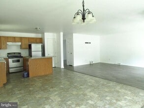 7 Lighthouse Rd in Selbyville, DE - Foto de edificio - Building Photo