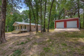 2841 Honey Bee Ln in Wills Point, TX - Building Photo - Building Photo