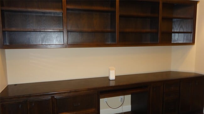 property at 2101 Elmen St