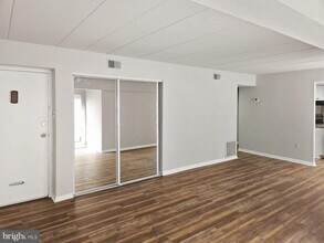 233 Township Line Rd in Elkins Park, PA - Building Photo - Building Photo