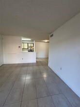 15650 SW 80th St in Miami, FL - Building Photo - Building Photo