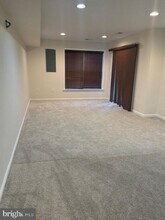 165 Royal Ct in Warrenton, VA - Building Photo - Building Photo