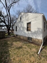 2211 W Butler St in Peoria, IL - Foto de edificio - Building Photo