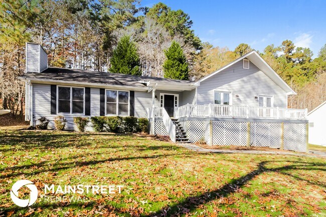 property at 18 Rock Crest Cir SE