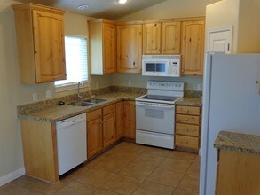 379 S 410 W in American Fork, UT - Foto de edificio - Building Photo