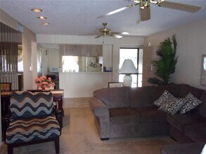216 Cypress Ln in Oldsmar, FL - Building Photo - Building Photo