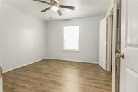 16670 E Hammon photo'