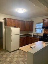 6454 Holyoke Dr in Annandale, VA - Building Photo - Building Photo