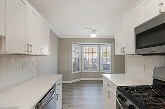 1528 Paces Ferry N Dr SE in Smyrna, GA - Building Photo - Building Photo