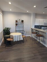 1830 N Buffalo Dr in Las Vegas, NV - Building Photo - Building Photo