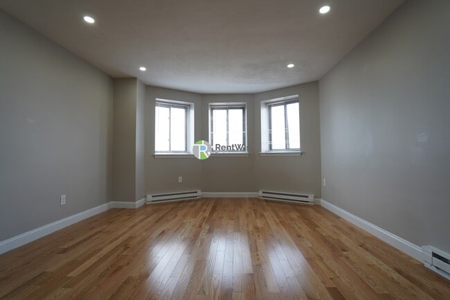 1200 Commonwealth Ave