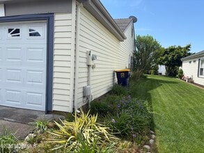 21 Newbury Row in Manchester Township, NJ - Building Photo - Building Photo