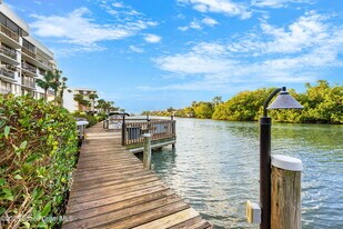300 Columbia Dr in Cape Canaveral, FL - Building Photo