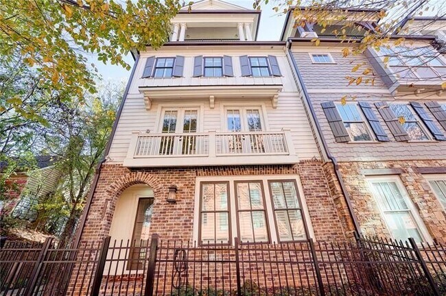 984 Memorial Walk SE in Atlanta, GA - Foto de edificio - Building Photo