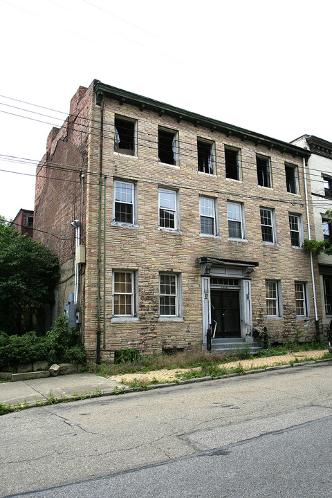 1203 N Arch St in Pittsburgh, PA - Building Photo