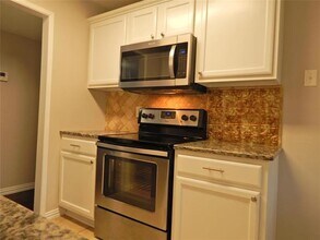 6316 Pine St in Rowlett, TX - Building Photo - Building Photo