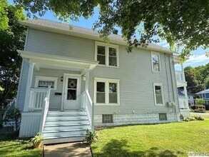 18 Parkway St in Silver Creek, NY - Building Photo - Building Photo