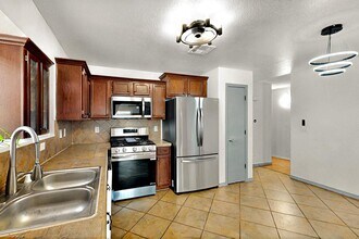 2214 Lisa Sherr St in El Paso, TX - Building Photo - Building Photo