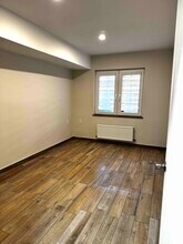 15611 77th St in Howard Beach, NY - Building Photo - Building Photo