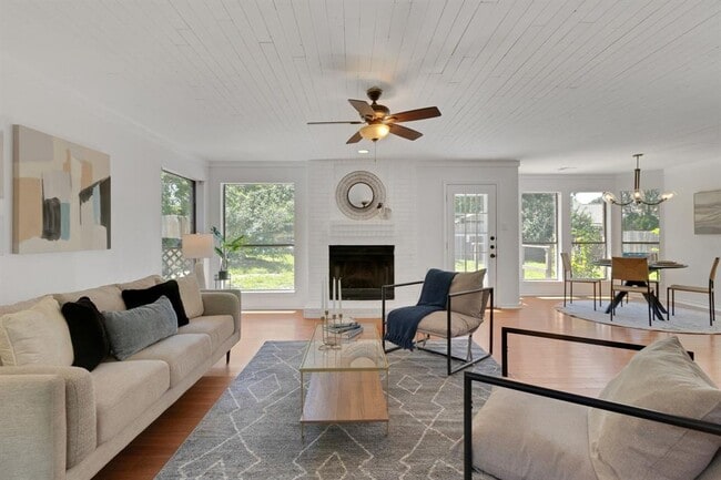 14400 Weldon Ln in Austin, TX - Building Photo - Building Photo