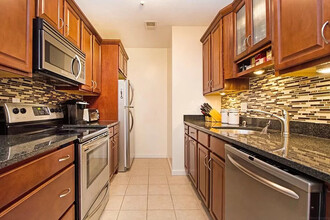 123 Elm St in Quincy, MA - Building Photo - Building Photo