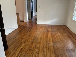 1512 Harrison St in Hollywood, FL - Building Photo - Building Photo