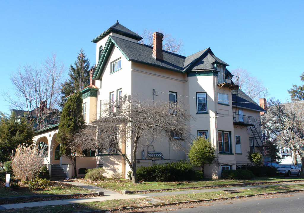 745 Watchung Ave in Plainfield, NJ - Building Photo