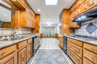 1038 Trophy Club Dr in Trophy Club, TX - Building Photo - Building Photo