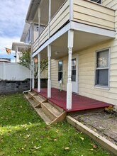 327 Euclid Ave in Morgantown, WV - Building Photo - Building Photo