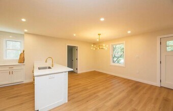 2254 Shore Rd in Linwood, NJ - Building Photo - Building Photo