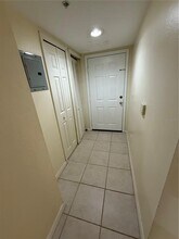 814 Crest Pines Dr in Orlando, FL - Building Photo - Building Photo