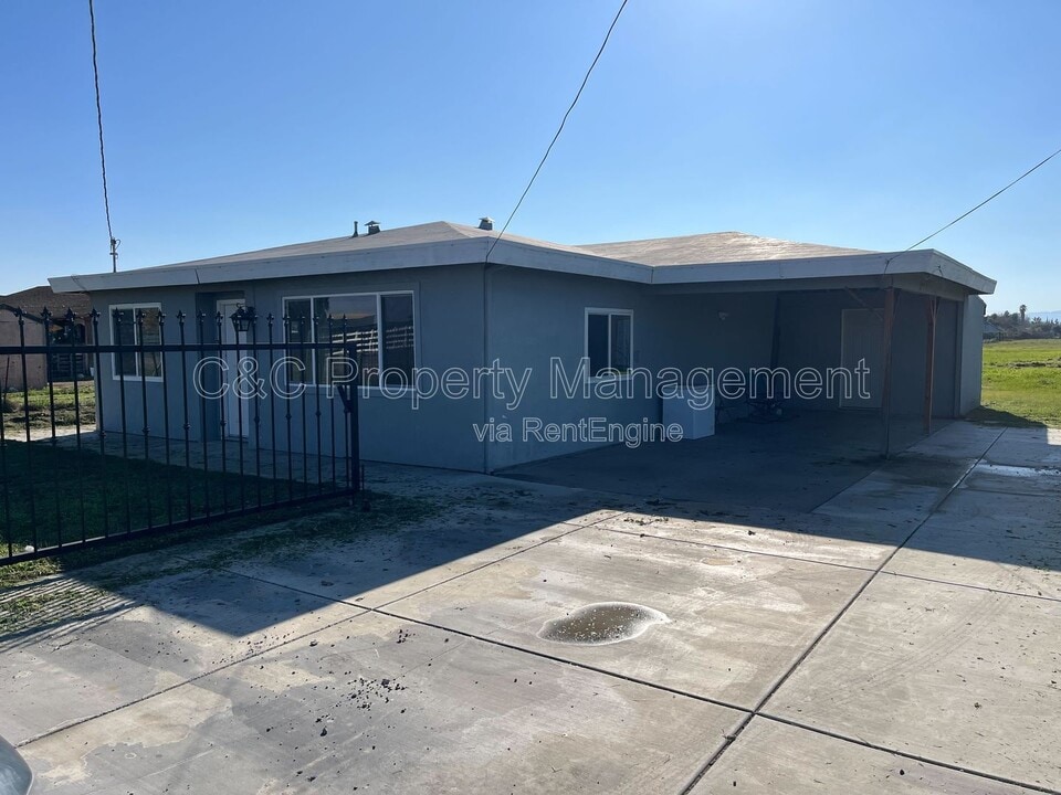 11464 W Larch Rd in Tracy, CA - Building Photo