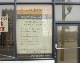 2216 W Chicago Ave in Chicago, IL - Building Photo - Building Photo