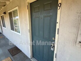 1938 Ethan Wy in Sacramento, CA - Building Photo