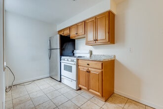 525 Washington Ave in Bridgeville, PA - Building Photo - Building Photo