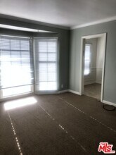 460-460 1/4 Kelton Ave in Los Angeles, CA - Building Photo - Building Photo