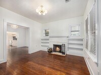 1118 Peddie St photo'