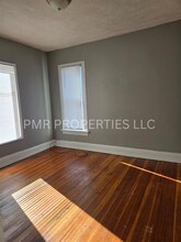 5922 N 28th Ave in Omaha, NE - Building Photo - Building Photo